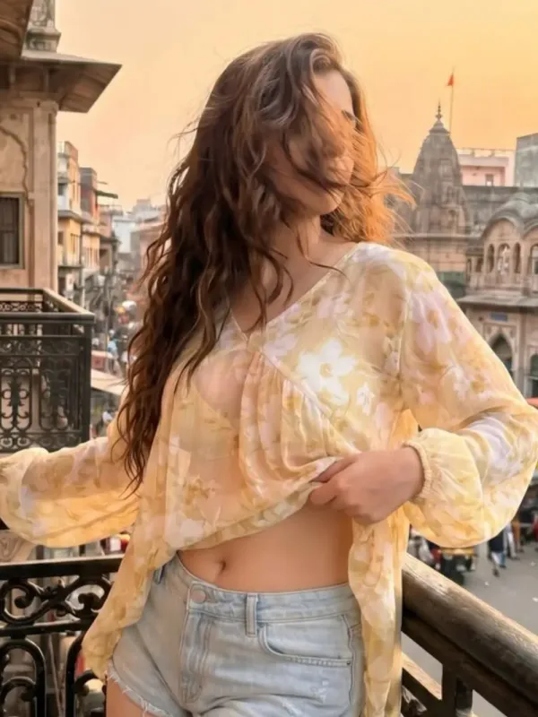 Chandana Riven, escort model in HITEC City